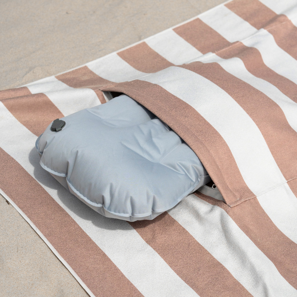 Naluu.co™ Beach Towel With Inflatable Pillow